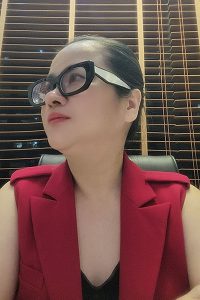 Con trẻ bị ám thị lệch giới tính